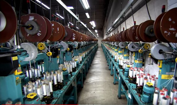 pe是什么材料制成的