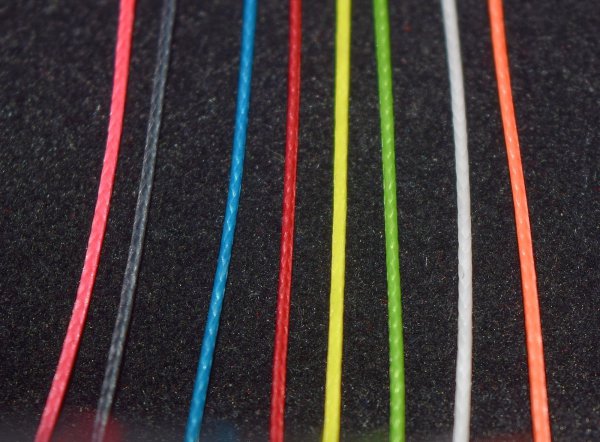 pe是什么材料制成的