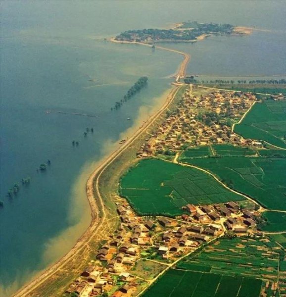 中国的四大海是哪四个