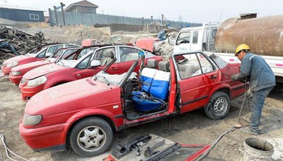 汽车报废多少钱一辆 车辆达到申请报废的标准是什么