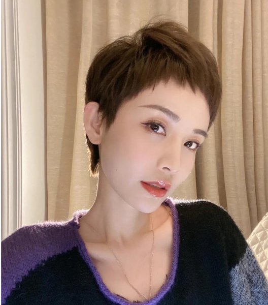 头发少的人适合的发型