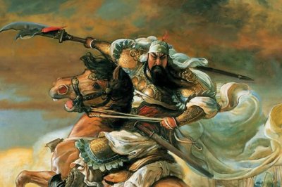 关羽的武器青龙偃月刀多重 青龙偃月刀已经出土了吗