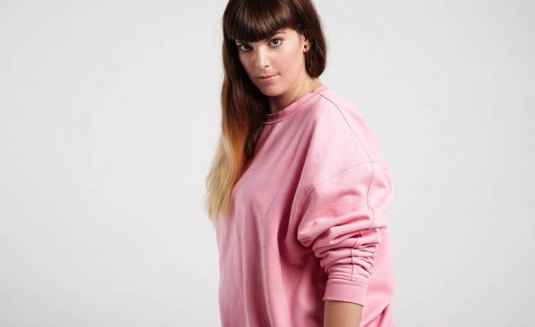 学生三天瘦成筷子腿的动作