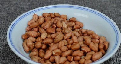 花生米怎么炒又香又脆 炒花生米又酥又脆的烹饪窍门