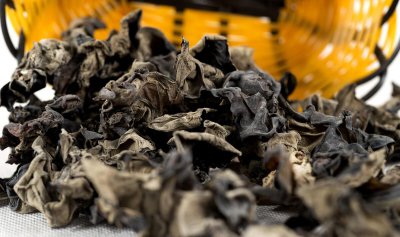 木耳泡发后放冰箱第二天能吃吗 泡发的木耳可以隔夜吗