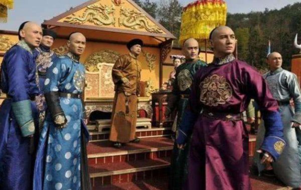 康熙传位给四阿哥还是十四