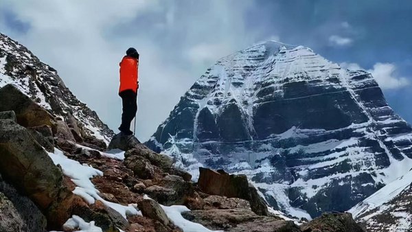 冈仁波齐1999神秘事件是真的吗