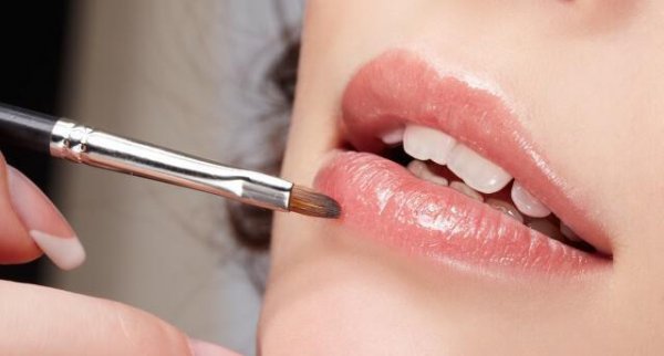 日常淡妆化妆的正确顺序