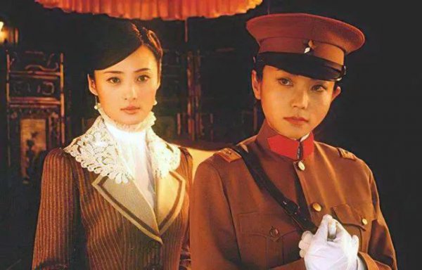 末代皇后婉容和侍卫是真的吗