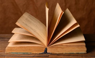 详细解释姑妄言之姑妄听之什么意思 这个词出自哪里