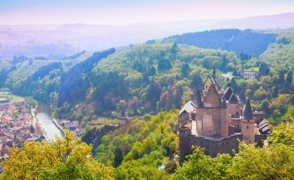 卢森堡人口及面积概况