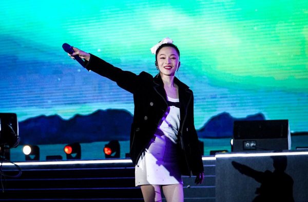 张韶涵以前经历了什么大事件