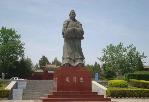 王安石是什么家