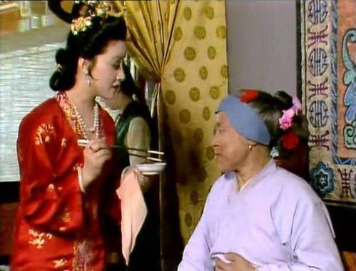 刘姥姥人物形象