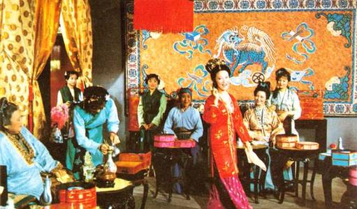 刘姥姥人物形象