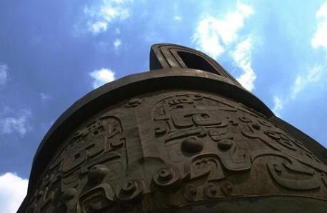 问鼎中原的历史典故