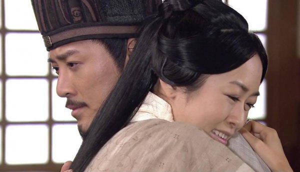 历史上诸葛亮的妻子是谁