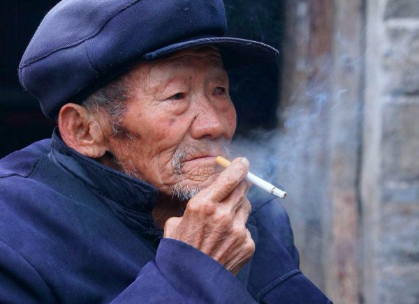 成条的香烟能放多长时间