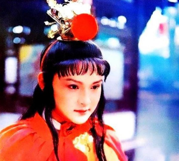 史湘云和贾宝玉的关系