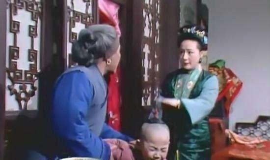 王夫人对刘姥姥的态度