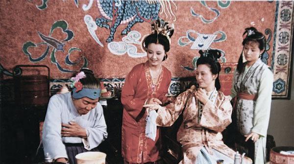 王夫人对刘姥姥的态度