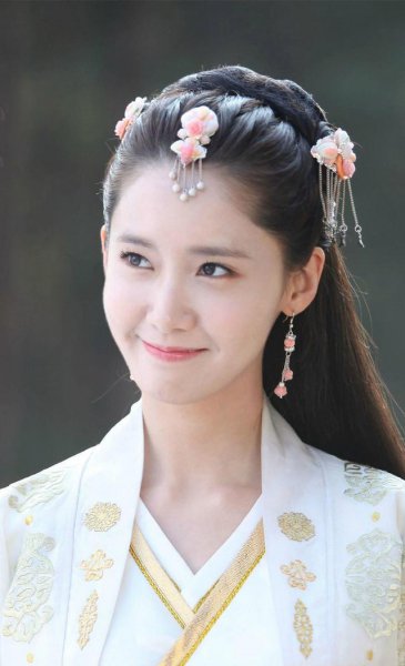 张飞抢走夏侯渊侄女当媳妇