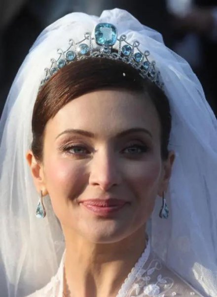 英国王室为什么受欢迎受人尊敬