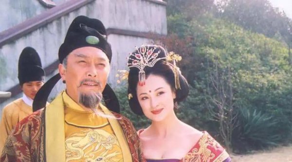 安史之乱李亨甚乱登基