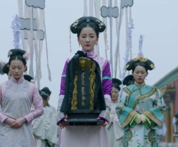 多尔衮的母亲为什么殉葬