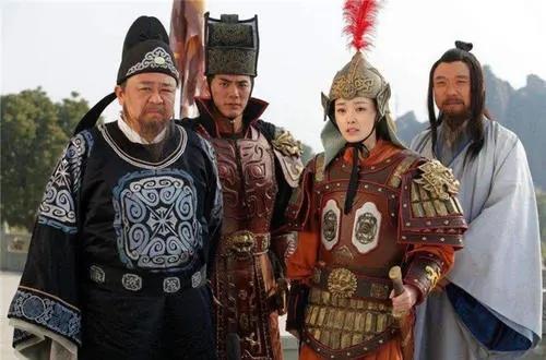 狄仁杰只是个三品官