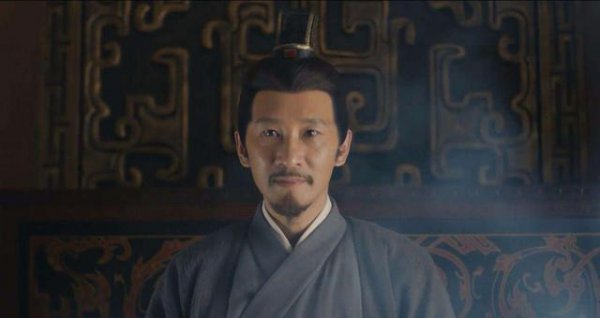 曹操给荀彧的空盒子是什么意思