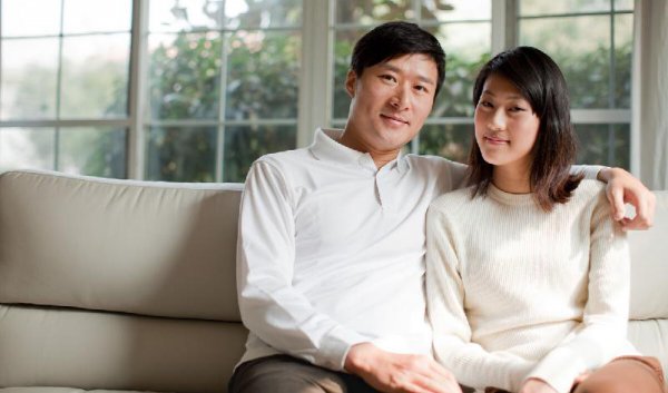 婚姻中女方出轨了怎么处理