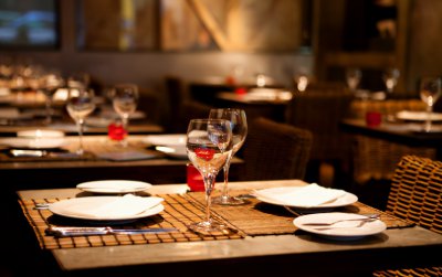 饭桌上女生的高情商表现 职场女人如何在饭局上表现