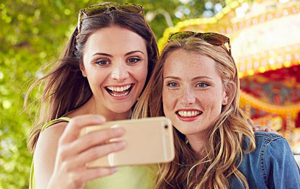 为何有酒窝的女人很少