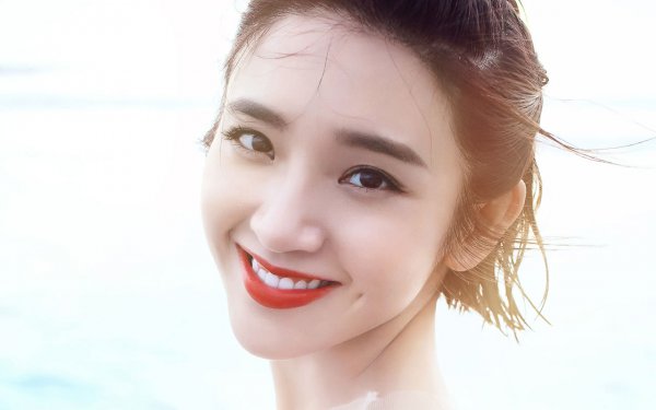 为何有酒窝的女人很少