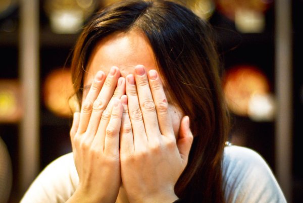 被思念真的会耳朵烫吗