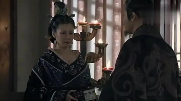 西汉刘恒的母亲是谁