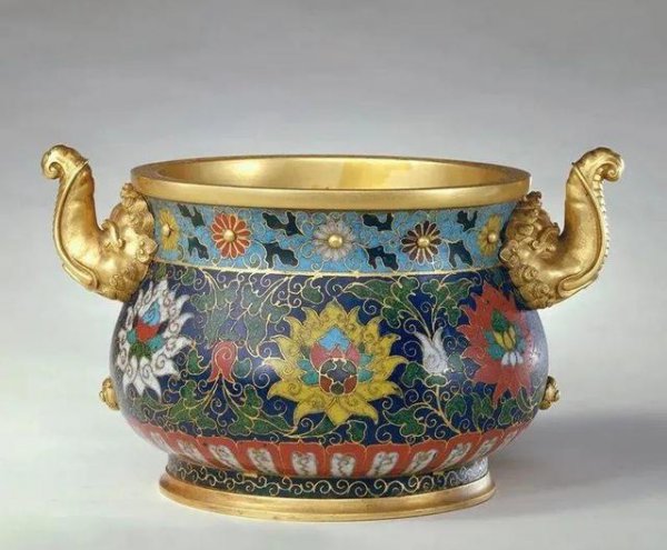 当时孙殿英带领的军队要多猖狂