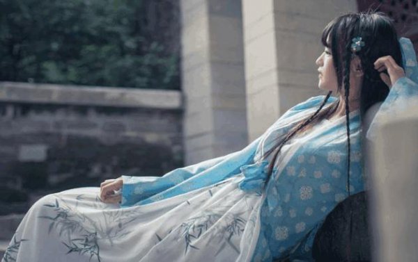 西汉宫女穿开裆裤