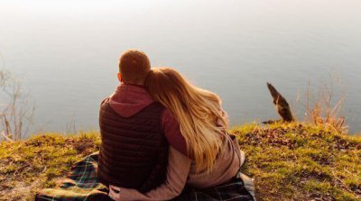 专治女人不回信息高情商话题 对付女人不回信息的办法