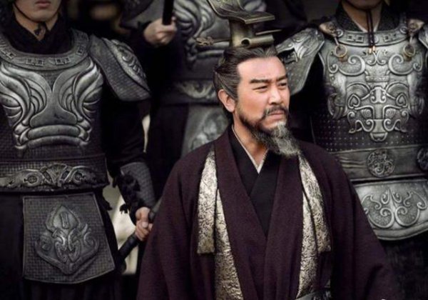 汉武帝为削弱相权所采取的措施