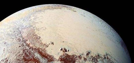 冥王星的表面是什么样的