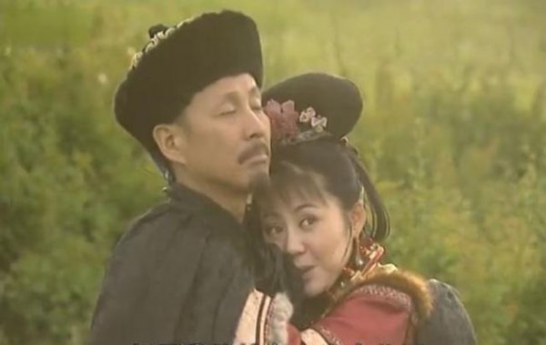 宝日龙梅和康熙是什么关系