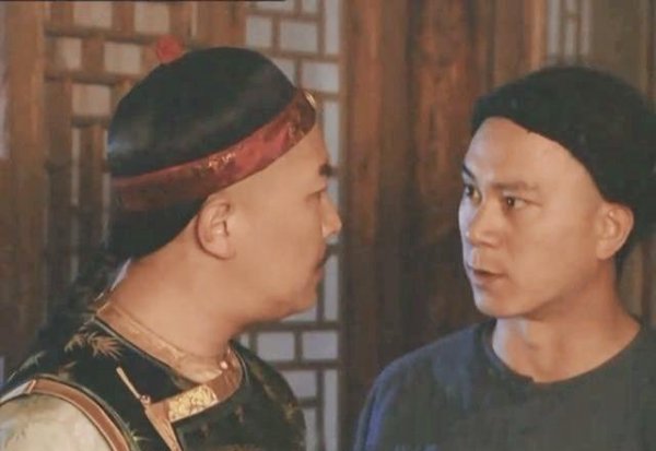 张五哥为什么要去给十三爷守墓