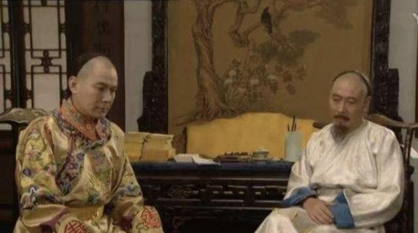 历史上爱新觉罗·胤礽为什么被废