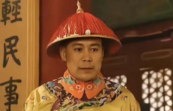 历史上爱新觉罗·胤礽为什么被废