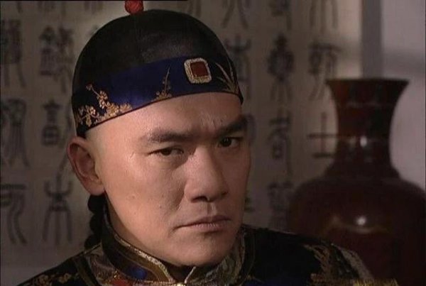 八阿哥给康熙送死鹰是怎么回事