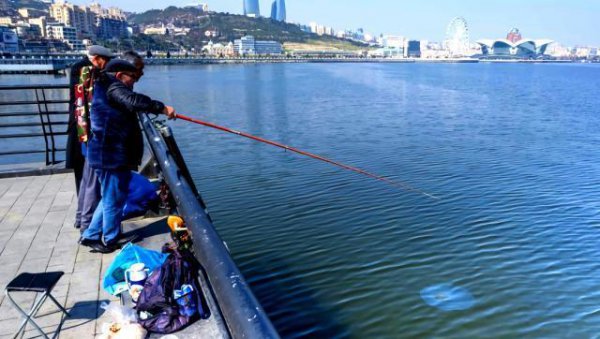 世界上最大的湖泊是什么湖