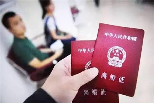 离异家庭的孩子的心理存在哪些问题