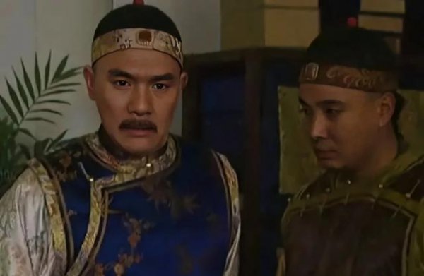 乾隆为什么平复雍正兄弟